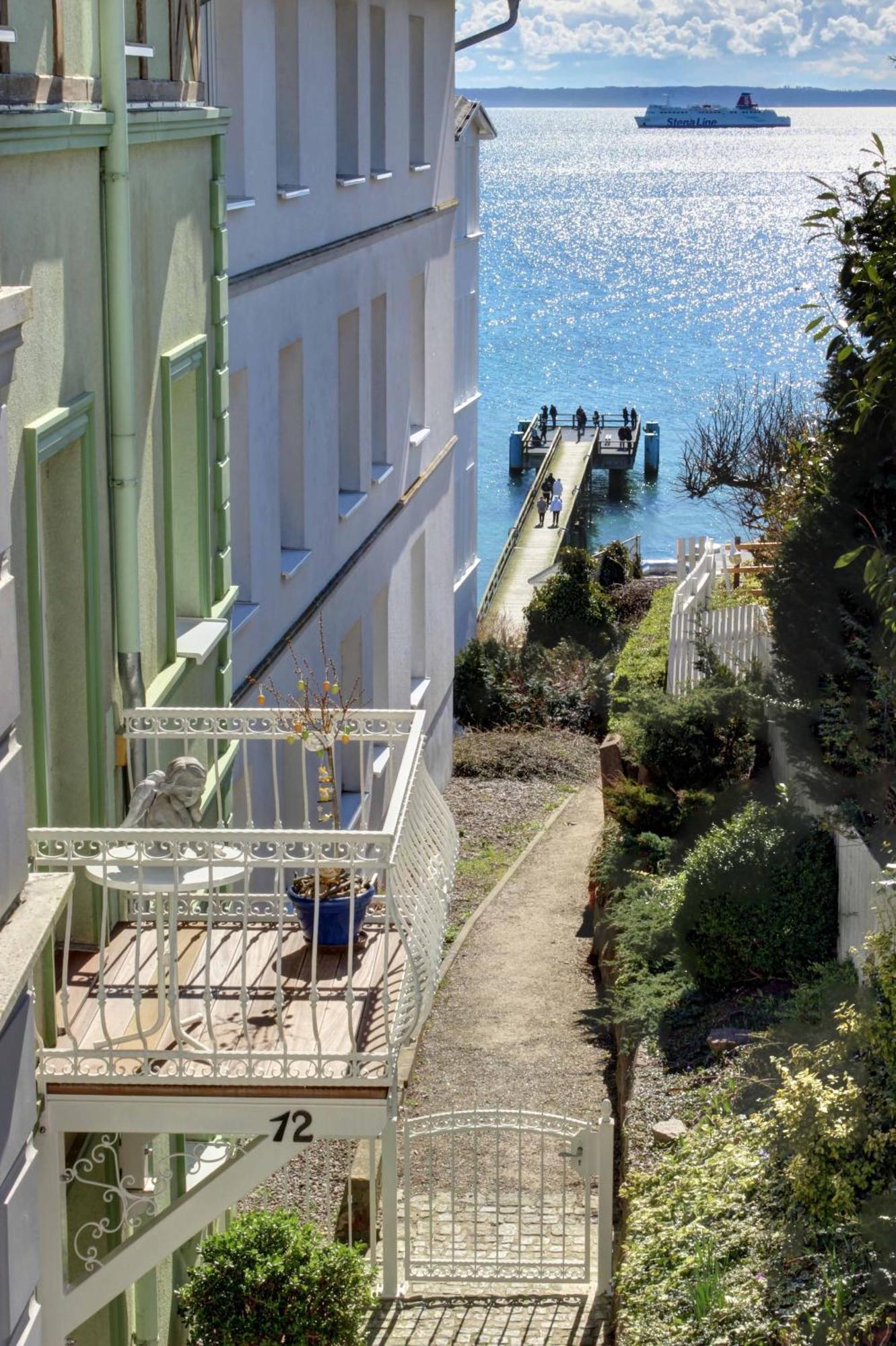 Villa Fernsicht - Wohnung Nr 1 - Mit Meerblick Sassnitz Kültér fotó